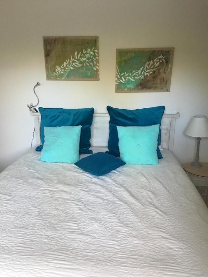 L'Atelier Des Coudelieres Bed & Breakfast Le Thor Exterior photo