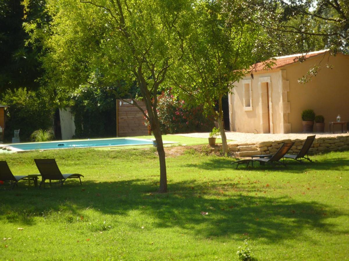 L'Atelier Des Coudelieres Bed & Breakfast Le Thor Exterior photo