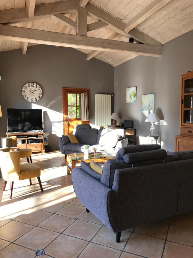 L'Atelier Des Coudelieres Bed & Breakfast Le Thor Exterior photo